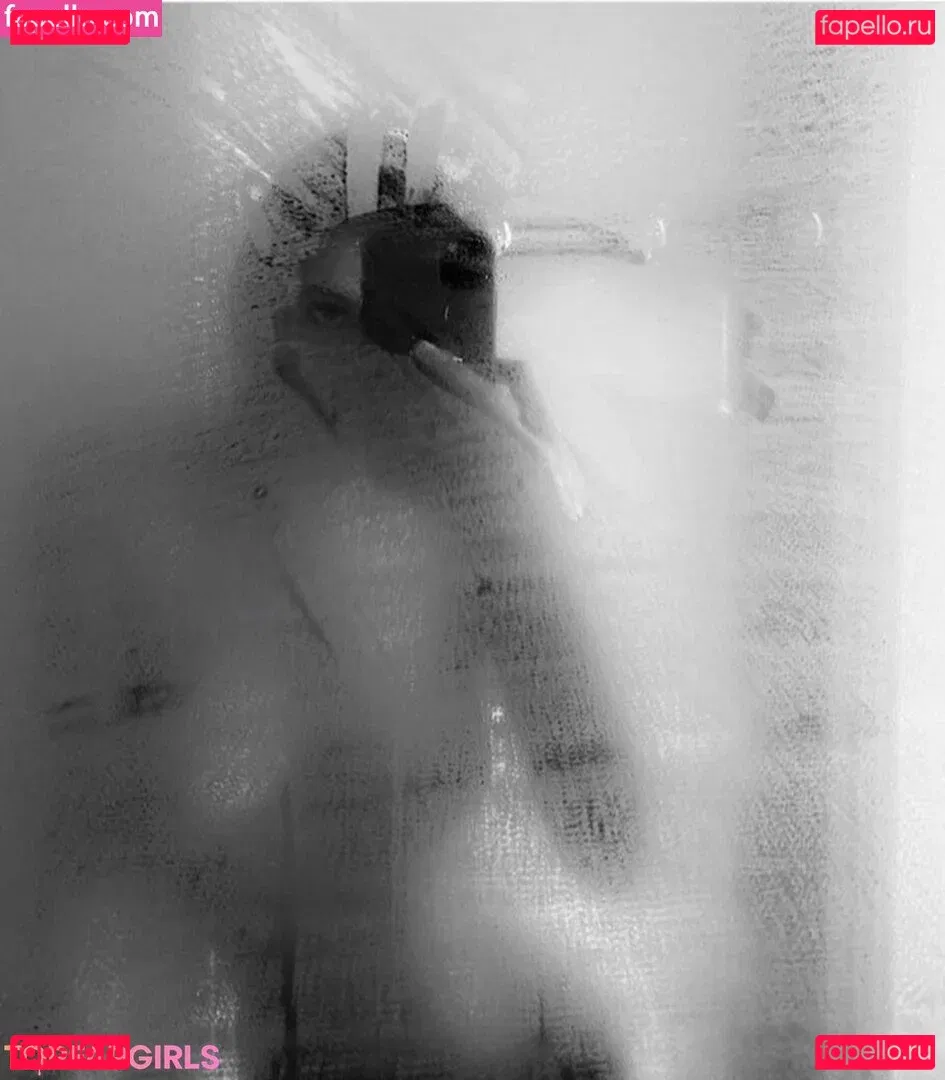 Alizee Gamberini Onlyfans Photo Gallery 