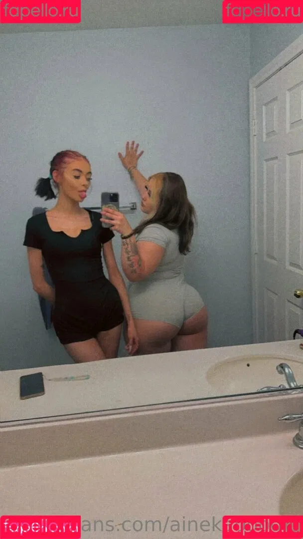 ainekaboogie Onlyfans Photo Gallery 