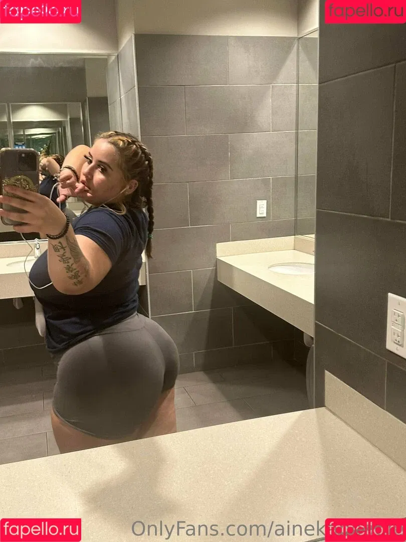 ainekaboogie Onlyfans Photo Gallery 
