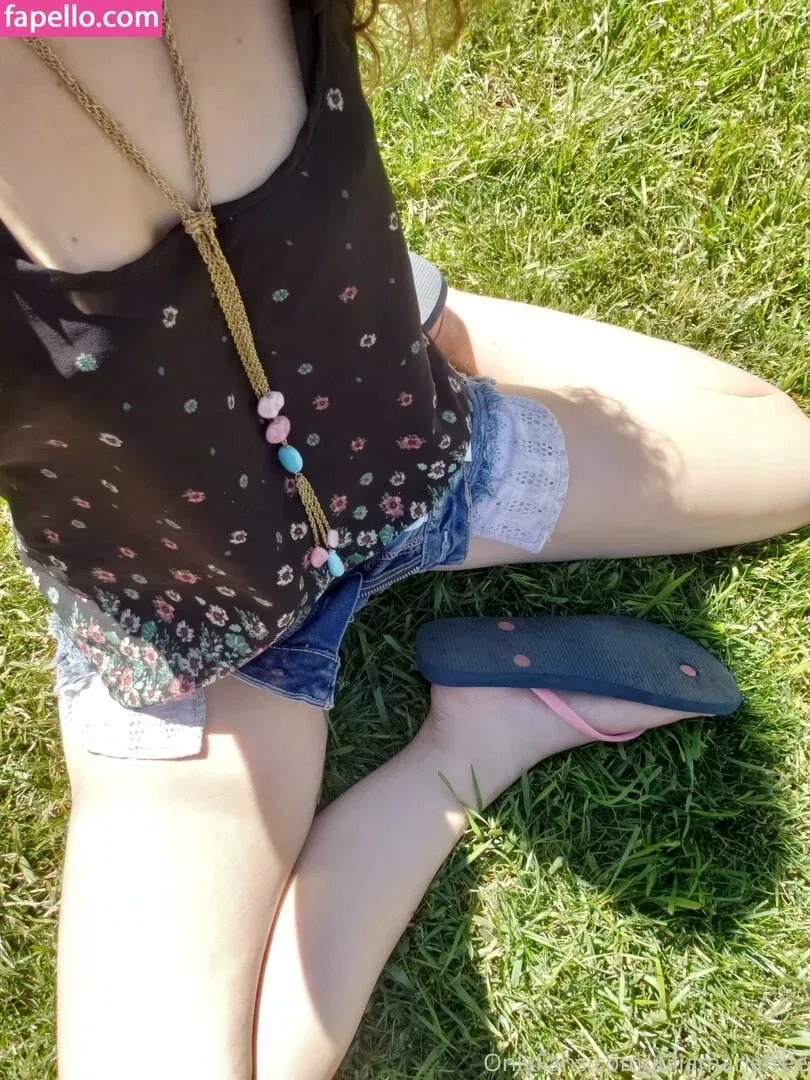 juliamariefree Onlyfans Photo Gallery 