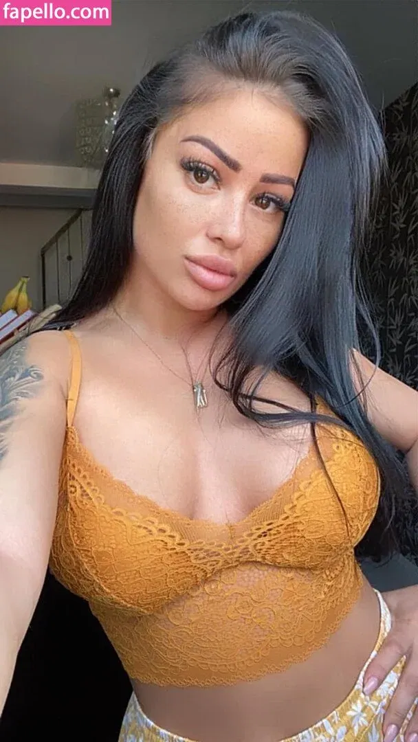 monicasuarez Onlyfans Photo Gallery 