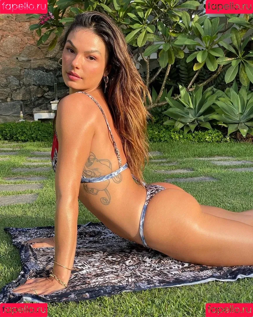Isis Valverde Onlyfans Photo Gallery 