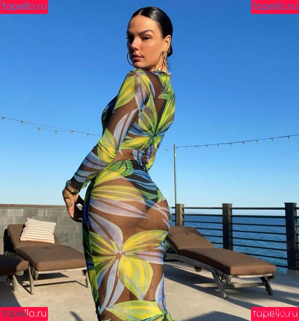 Isis Valverde Onlyfans Photo Gallery 