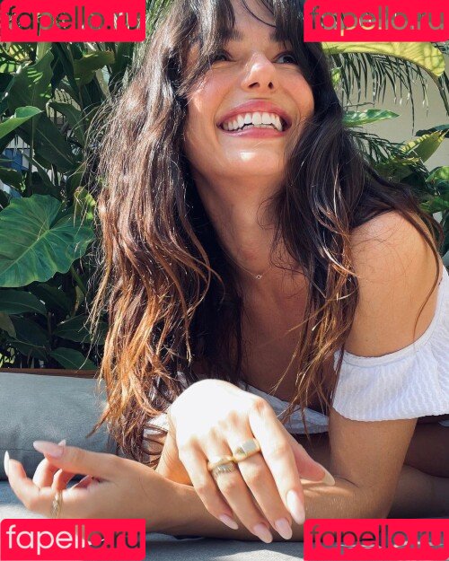 Isis Valverde Onlyfans Photo Gallery 