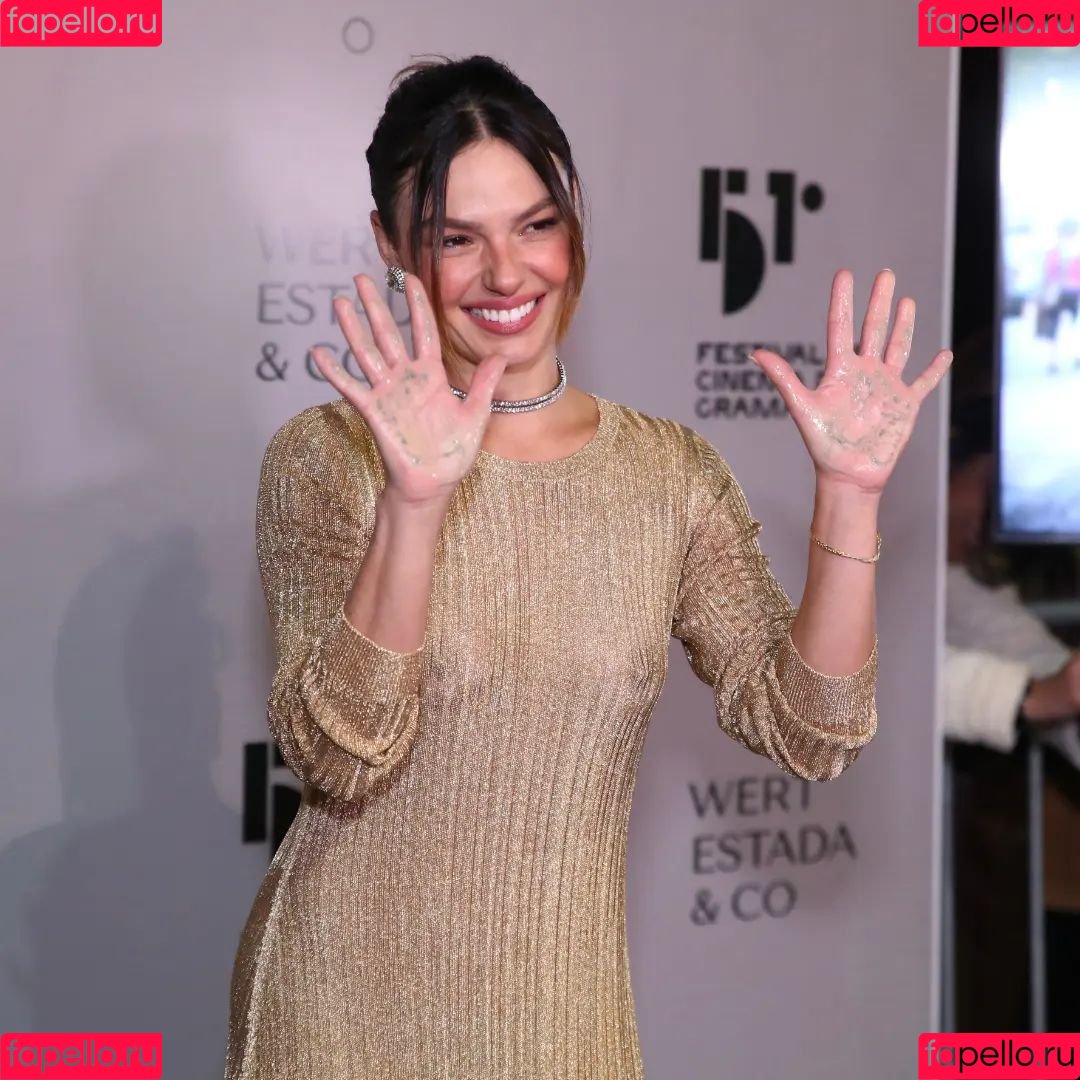 Isis Valverde Onlyfans Photo Gallery 