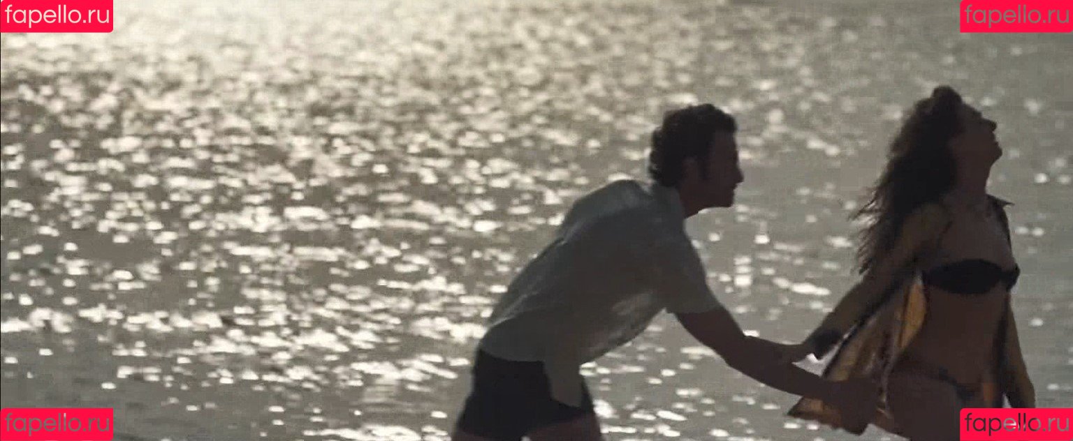 Isis Valverde Onlyfans Photo Gallery 