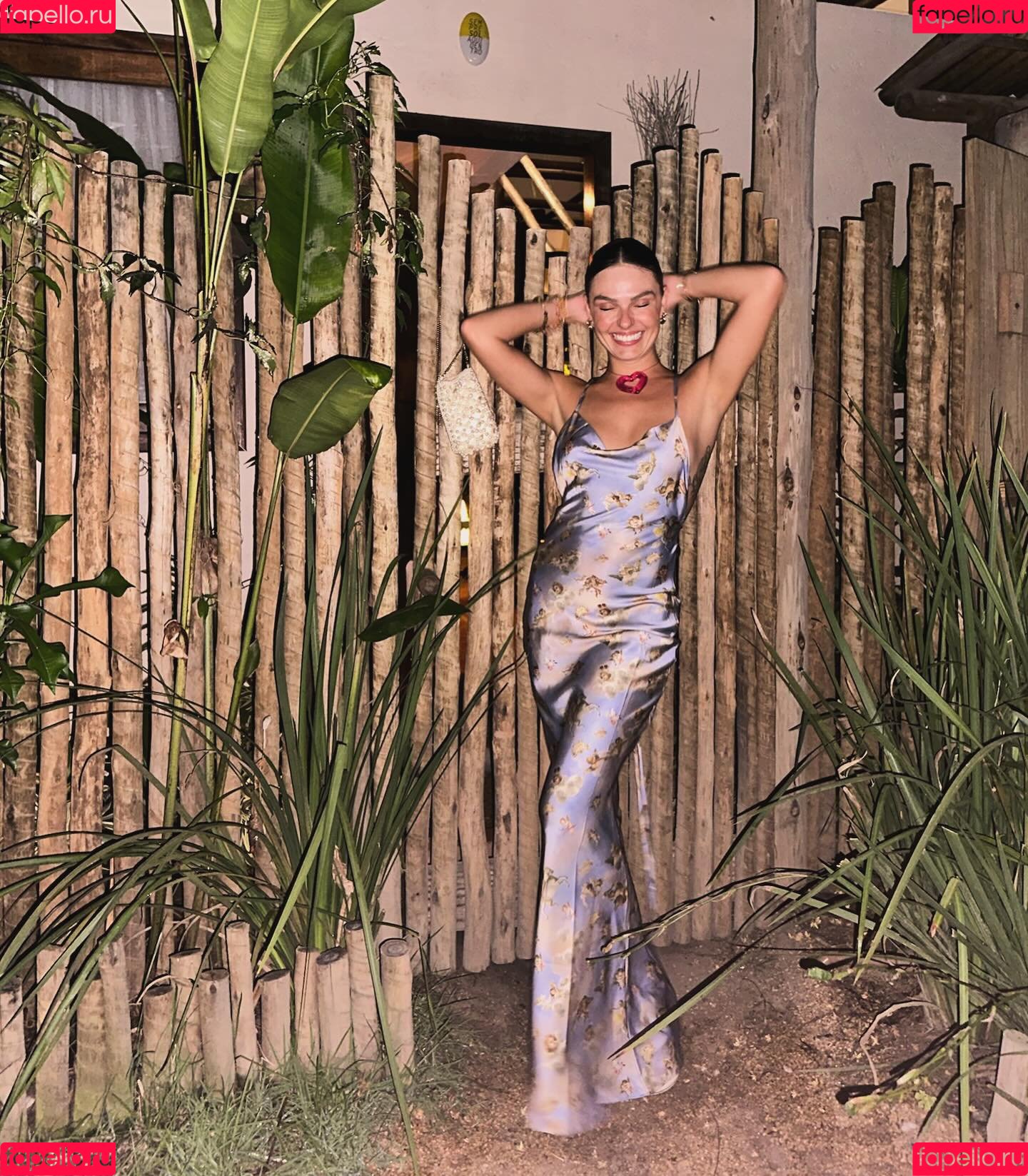 Isis Valverde Onlyfans Photo Gallery 