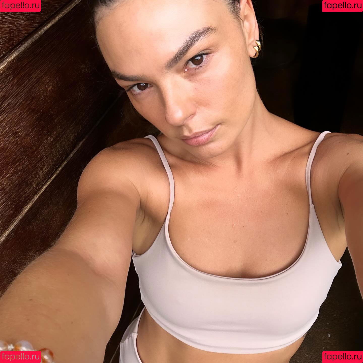 Isis Valverde Onlyfans Photo Gallery 