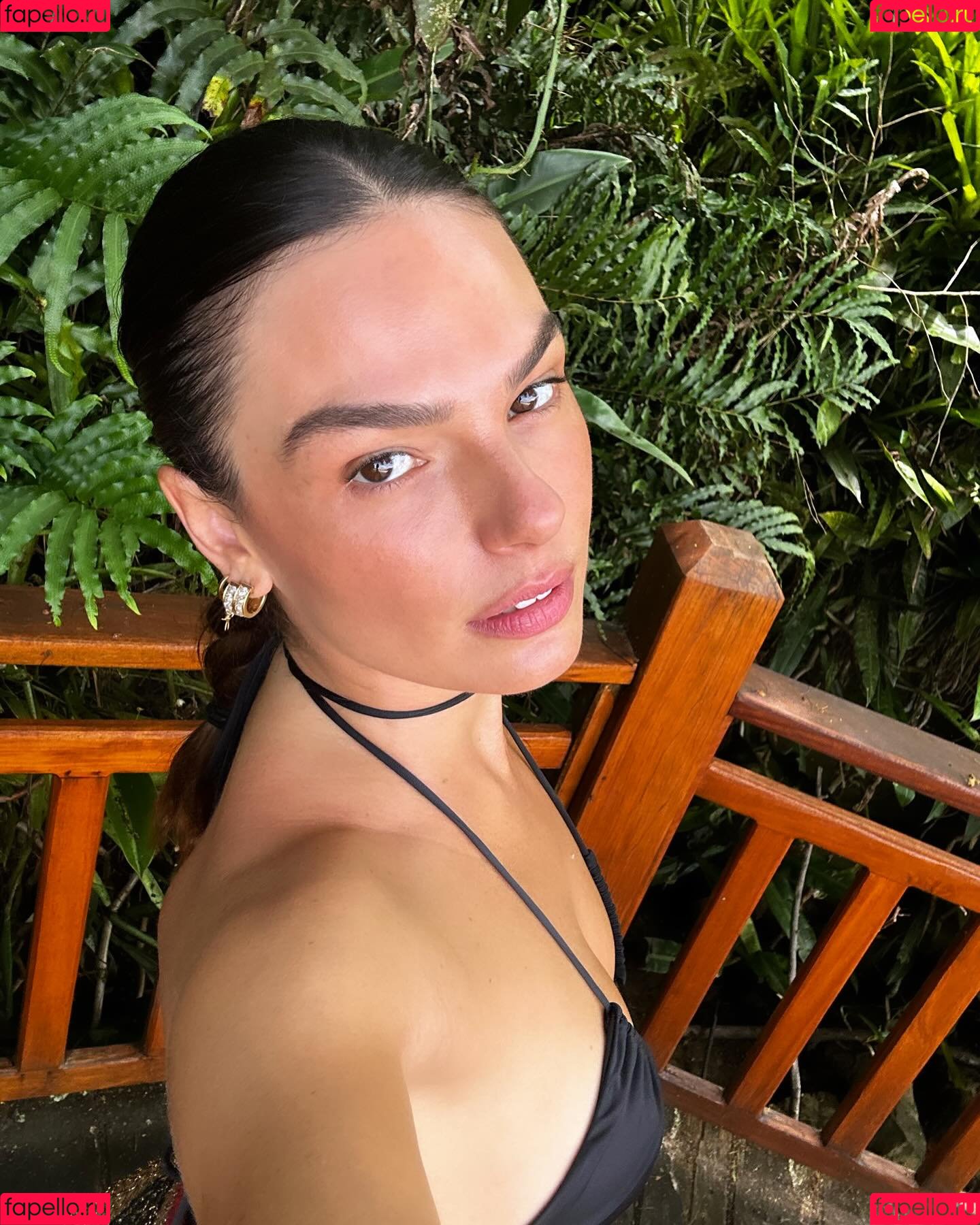 Isis Valverde Onlyfans Photo Gallery 