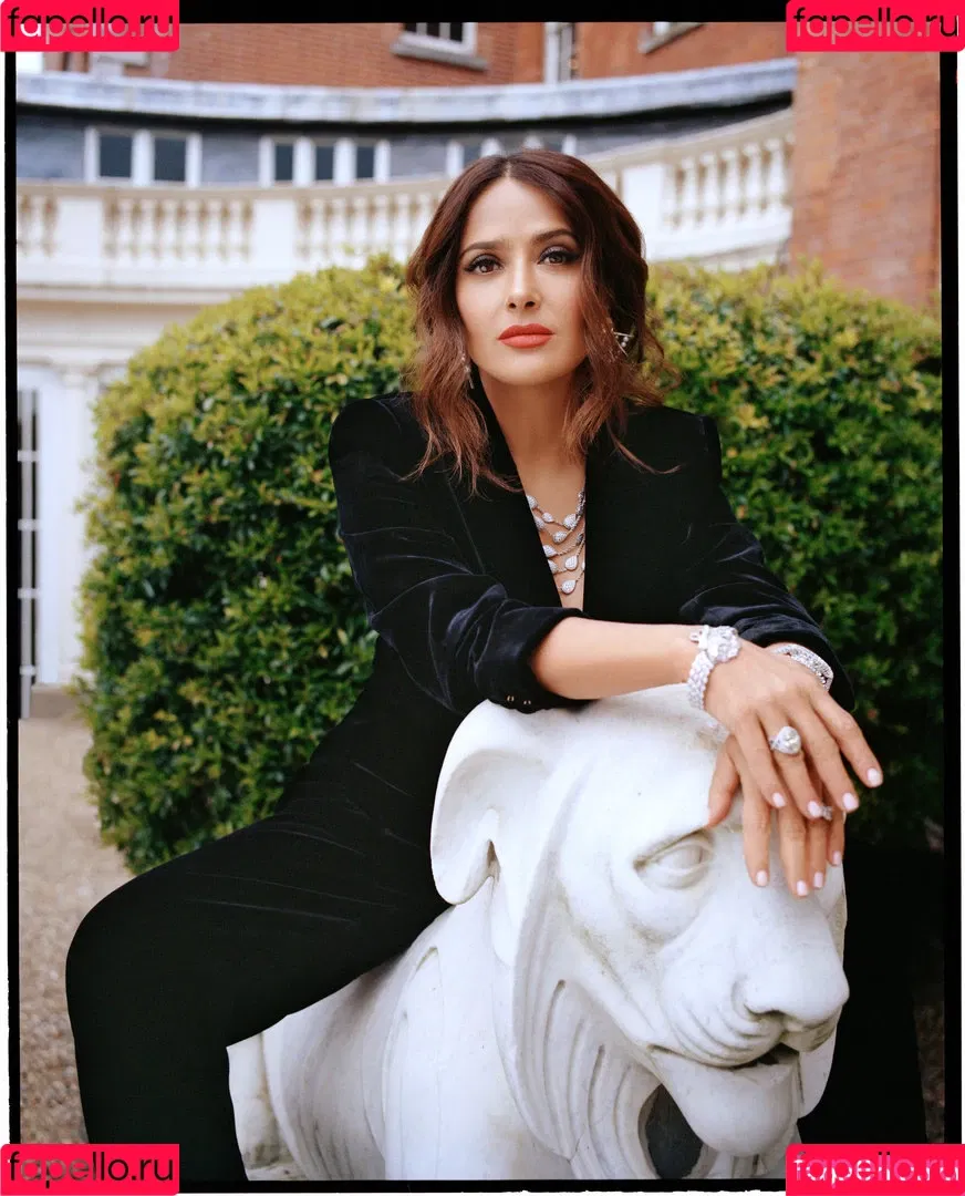 Salma Hayek Onlyfans Photo Gallery 