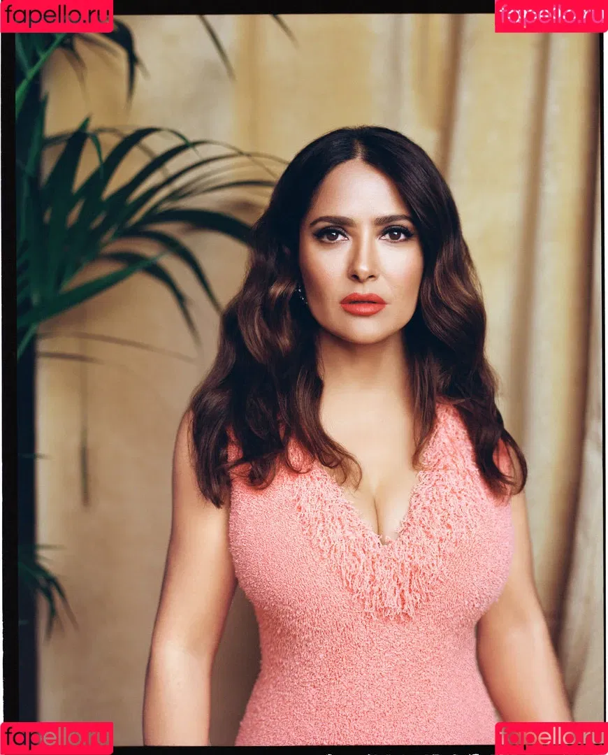 Salma Hayek Onlyfans Photo Gallery 