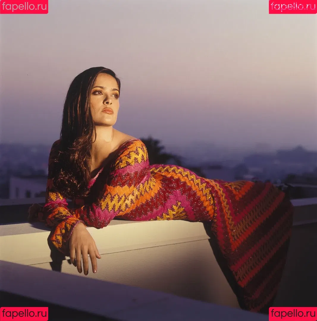 Salma Hayek Onlyfans Photo Gallery 