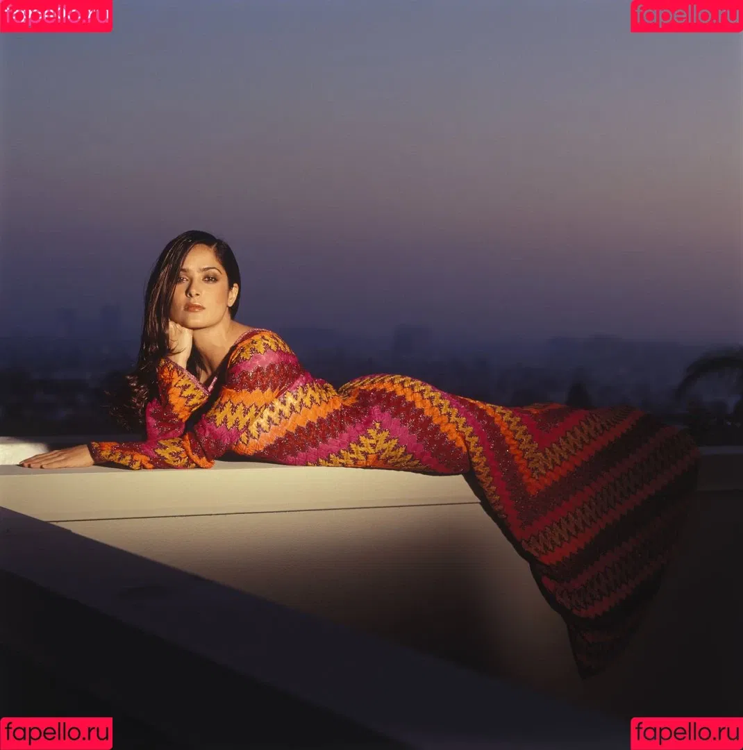 Salma Hayek Onlyfans Photo Gallery 