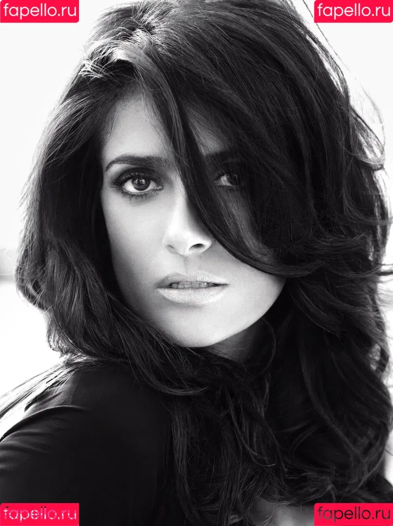 Salma Hayek Onlyfans Photo Gallery 
