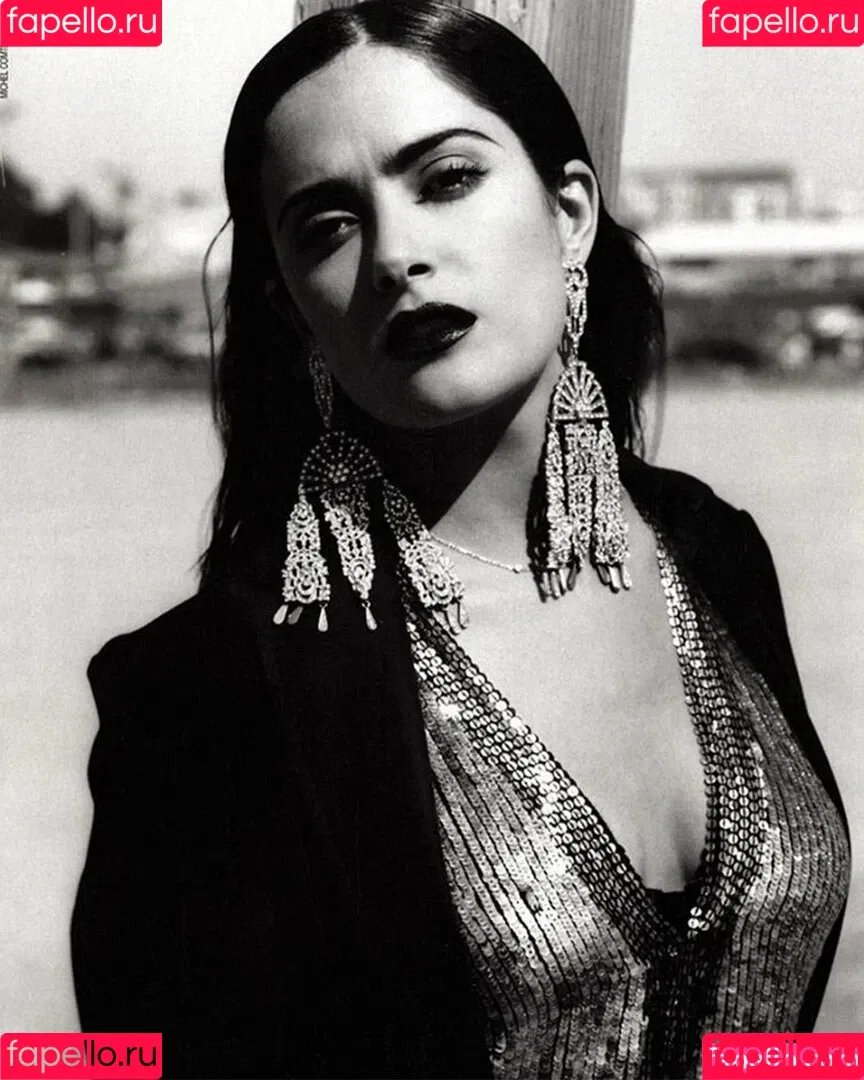 Salma Hayek Onlyfans Photo Gallery 