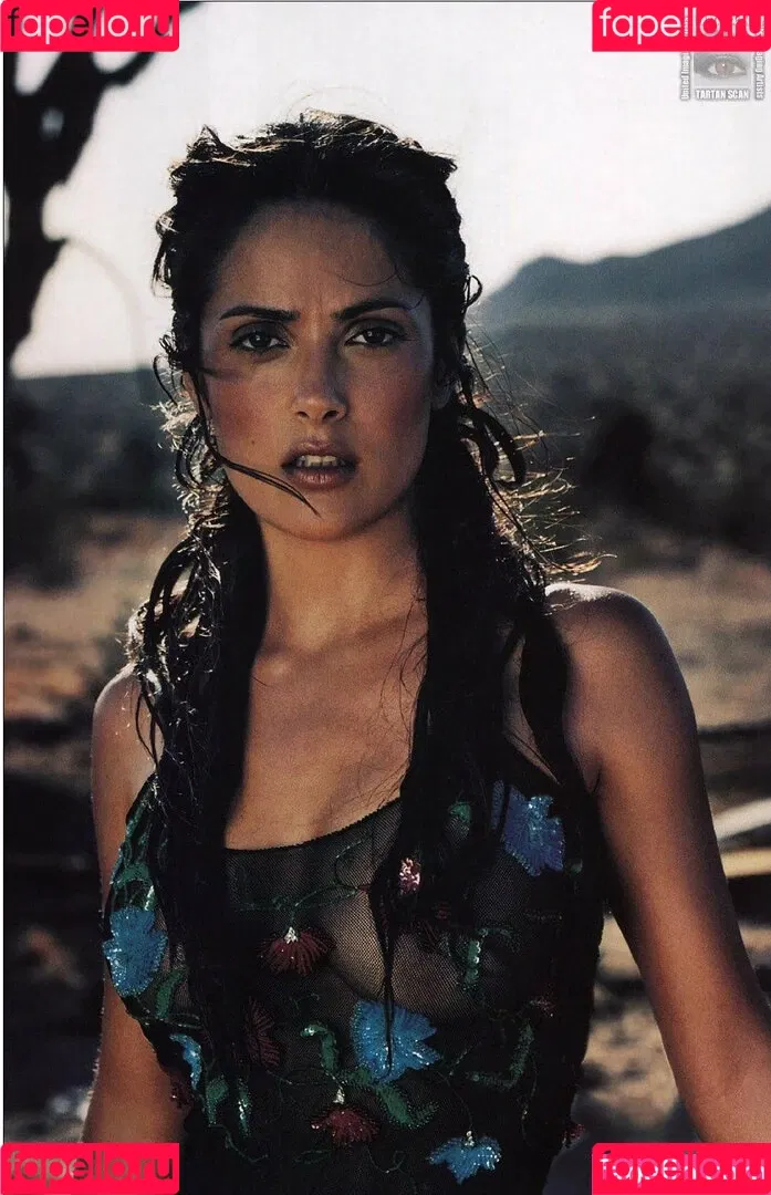 Salma Hayek Onlyfans Photo Gallery 