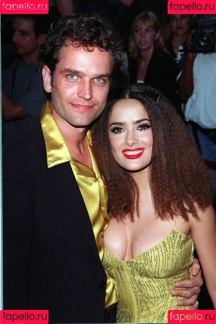 Salma Hayek Onlyfans Photo Gallery 
