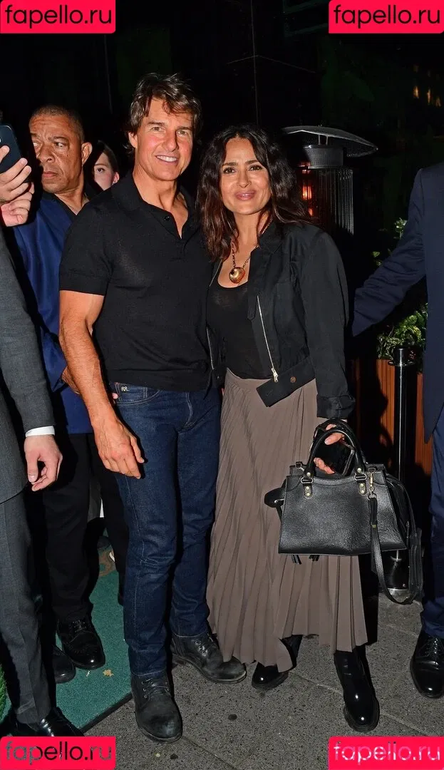Salma Hayek Onlyfans Photo Gallery 