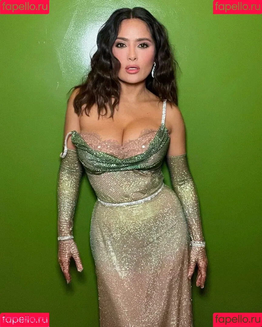 Salma Hayek Onlyfans Photo Gallery 