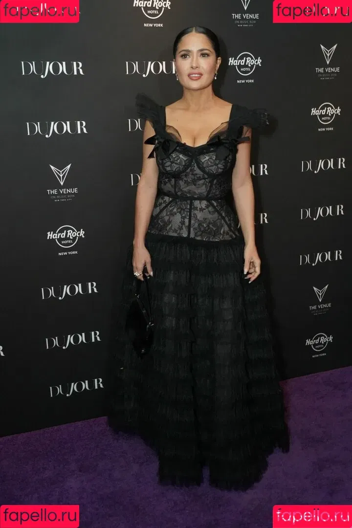 Salma Hayek Onlyfans Photo Gallery 