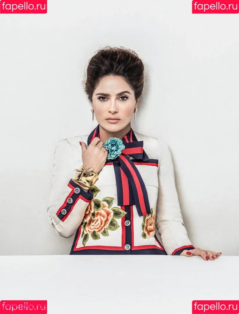 Salma Hayek Onlyfans Photo Gallery 