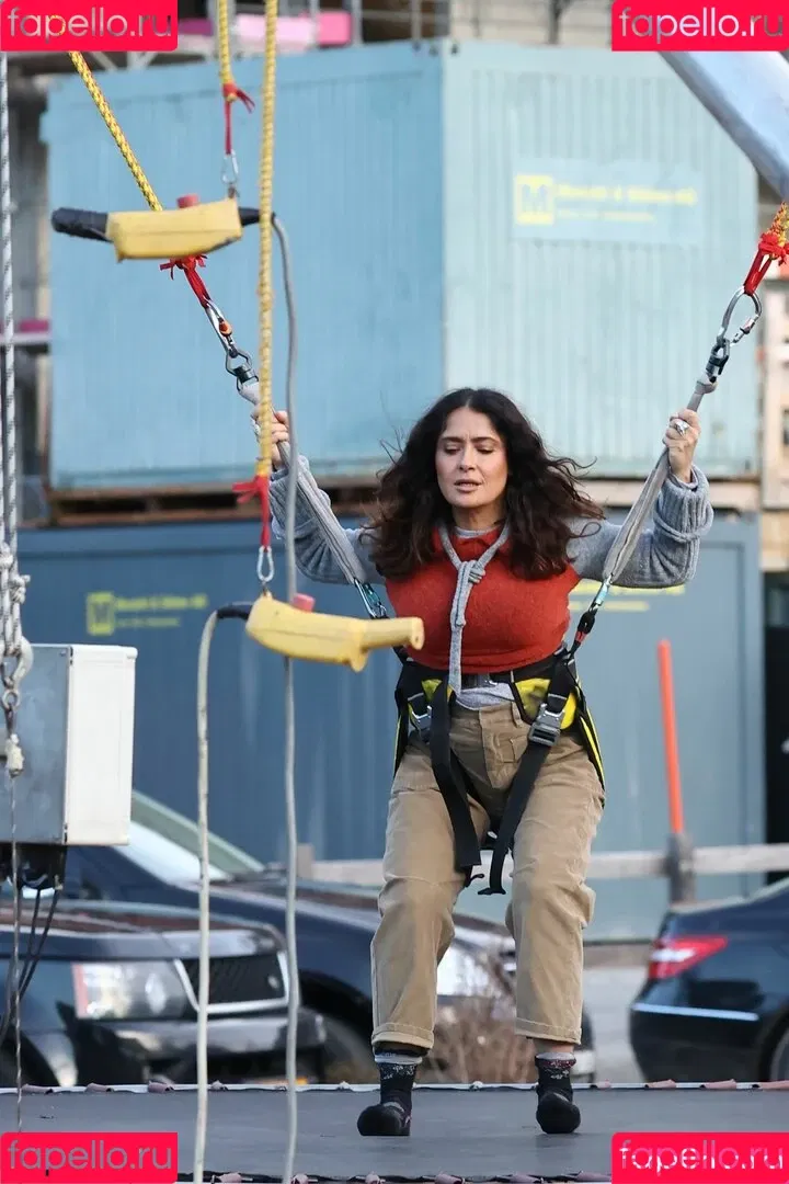 Salma Hayek Onlyfans Photo Gallery 