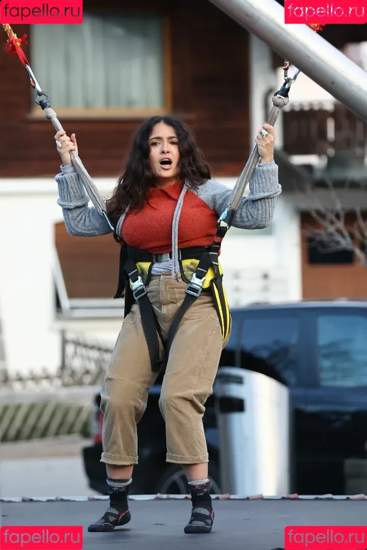 Salma Hayek Onlyfans Photo Gallery 