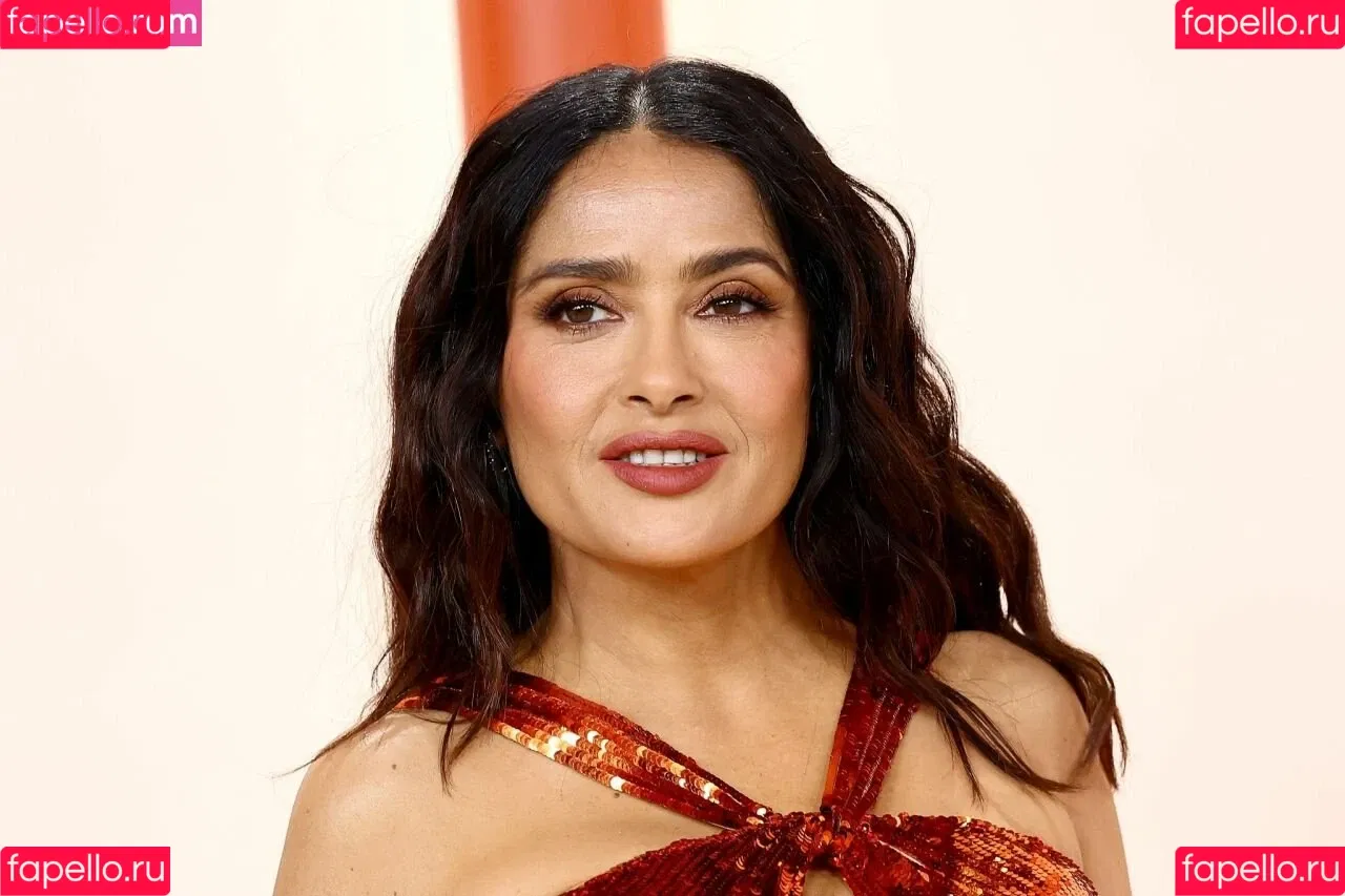 Salma Hayek Onlyfans Photo Gallery 