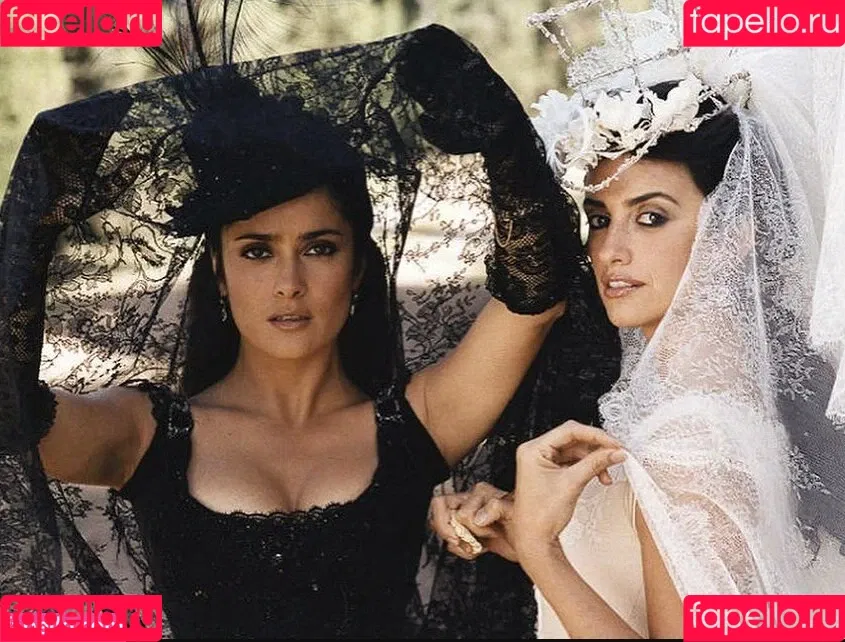 Salma Hayek Onlyfans Photo Gallery 