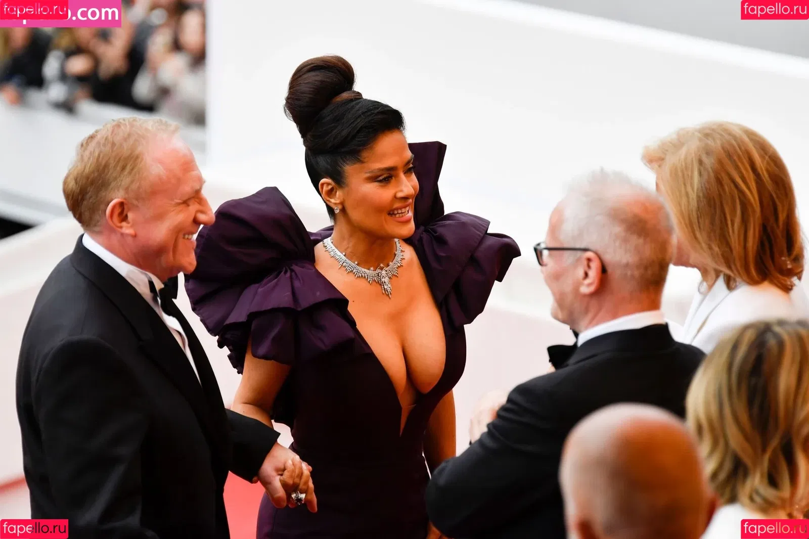 Salma Hayek Onlyfans Photo Gallery 