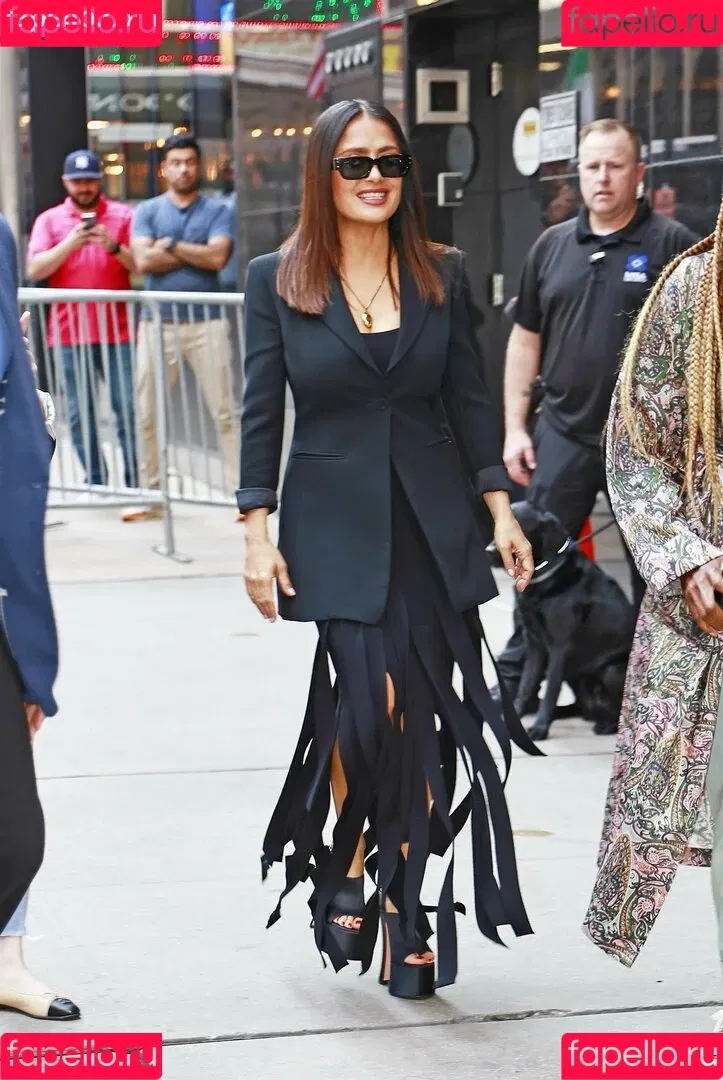 Salma Hayek Onlyfans Photo Gallery 