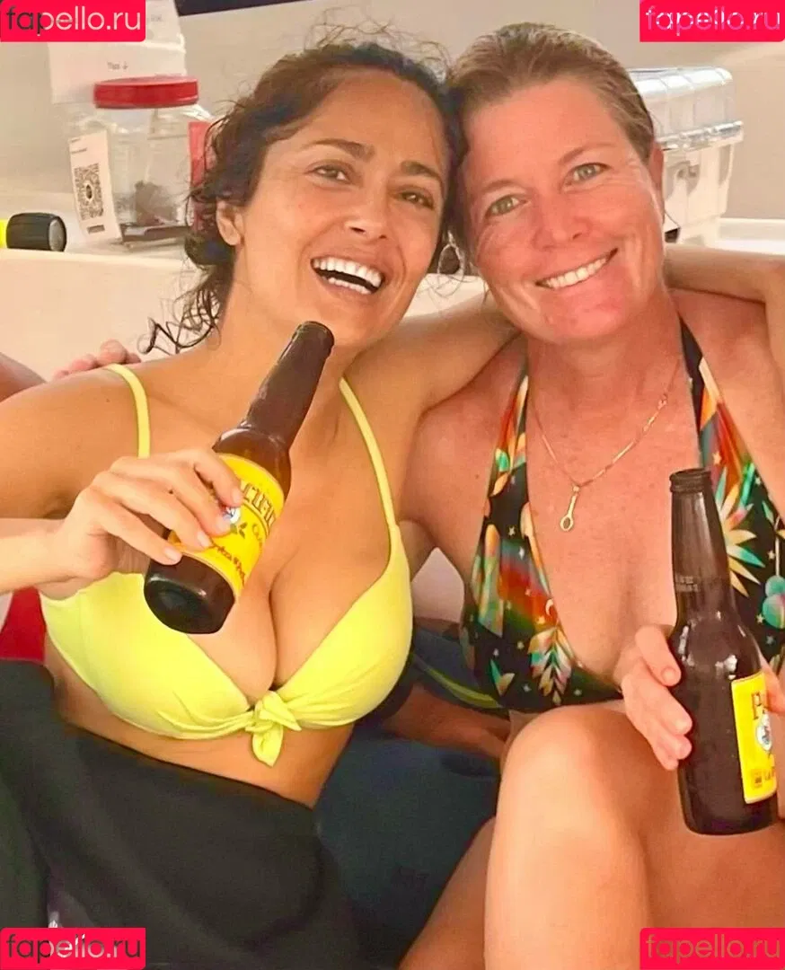 Salma Hayek Onlyfans Photo Gallery 