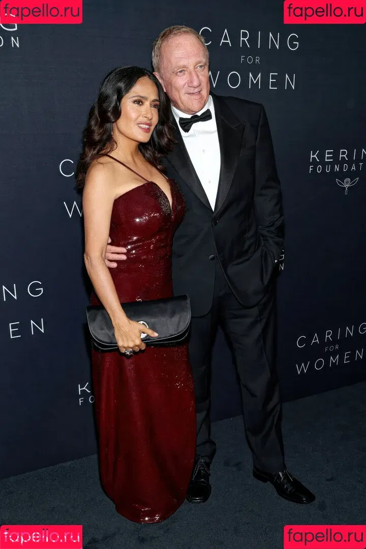 Salma Hayek Onlyfans Photo Gallery 