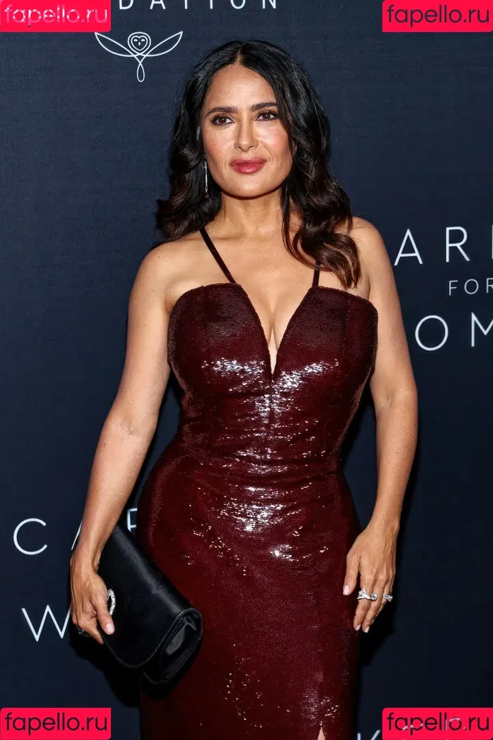Salma Hayek Onlyfans Photo Gallery 