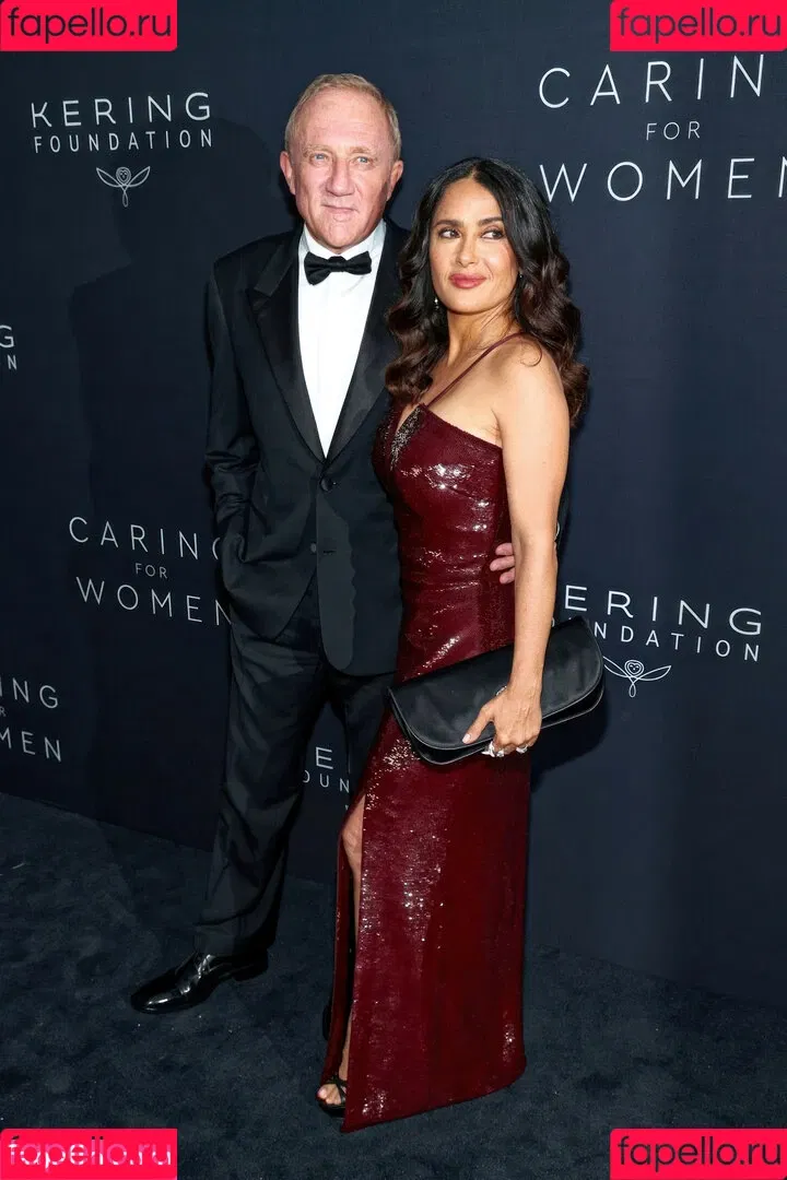 Salma Hayek Onlyfans Photo Gallery 