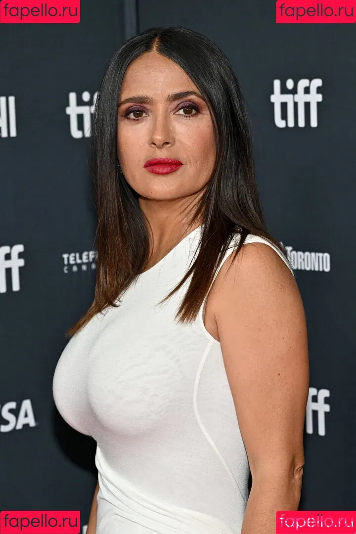 Salma Hayek Onlyfans Photo Gallery 