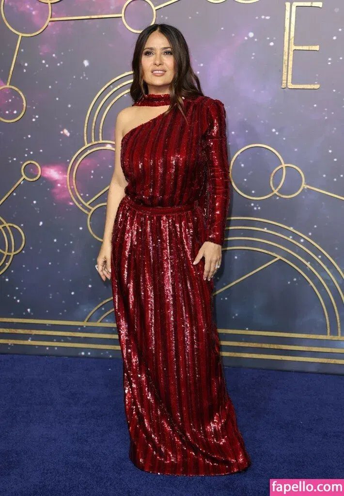 Salma Hayek Onlyfans Photo Gallery 