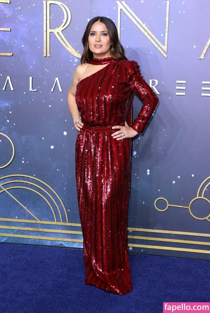 Salma Hayek Onlyfans Photo Gallery 