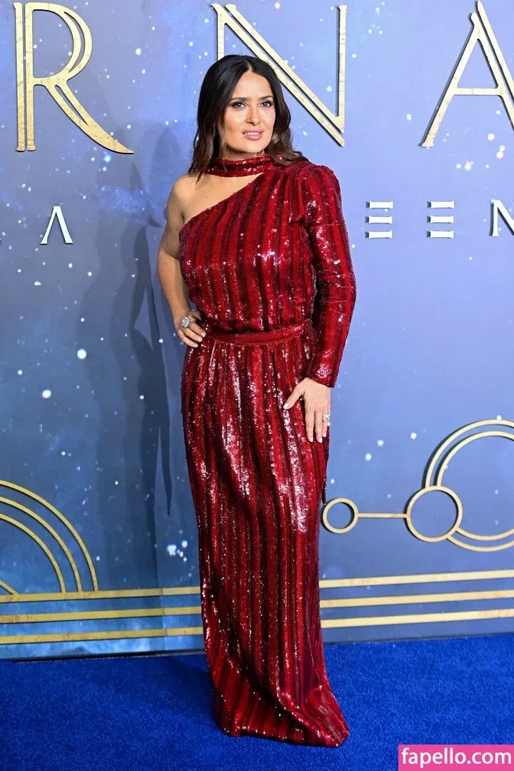 Salma Hayek Onlyfans Photo Gallery 