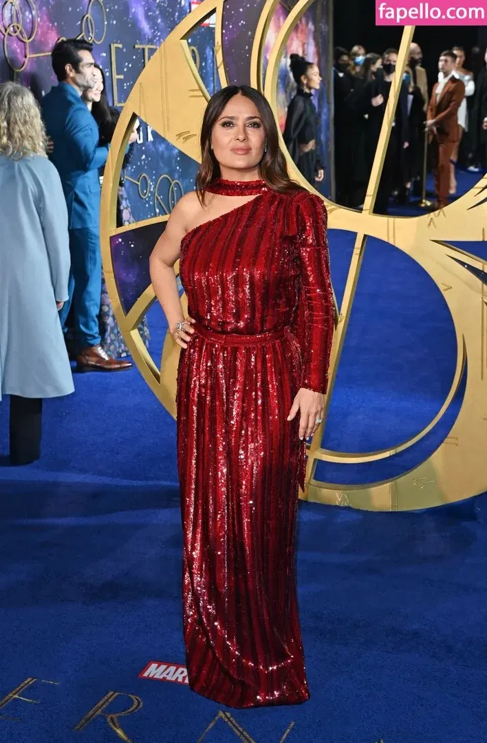 Salma Hayek Onlyfans Photo Gallery 