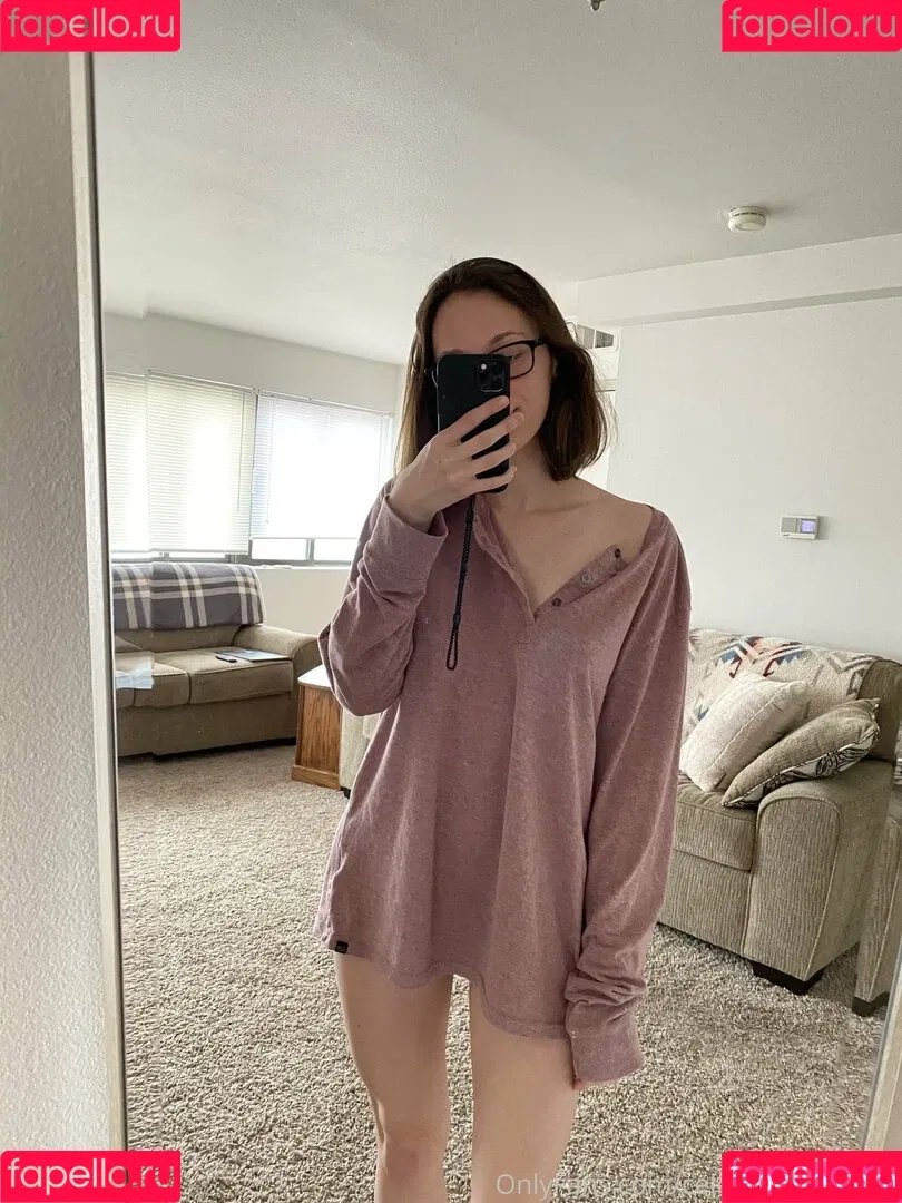 celesteschmeckle Onlyfans Photo Gallery 