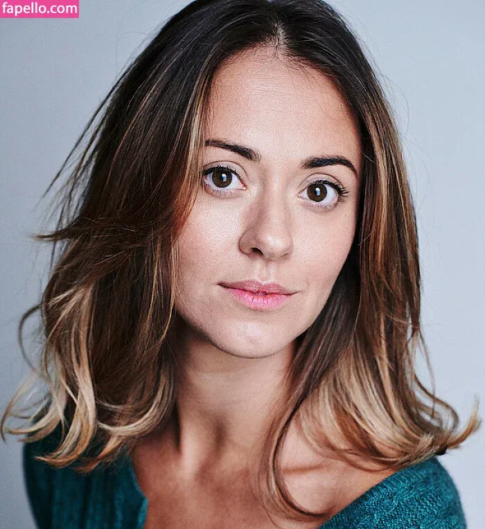 Susannah Fielding Onlyfans Photo Gallery 