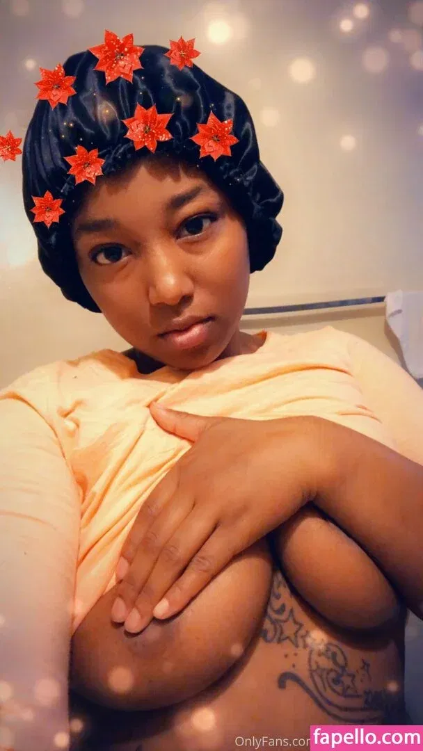 volaprettykitty Onlyfans Photo Gallery 