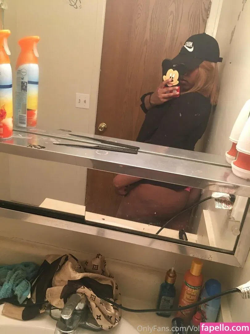 volaprettykitty Onlyfans Photo Gallery 