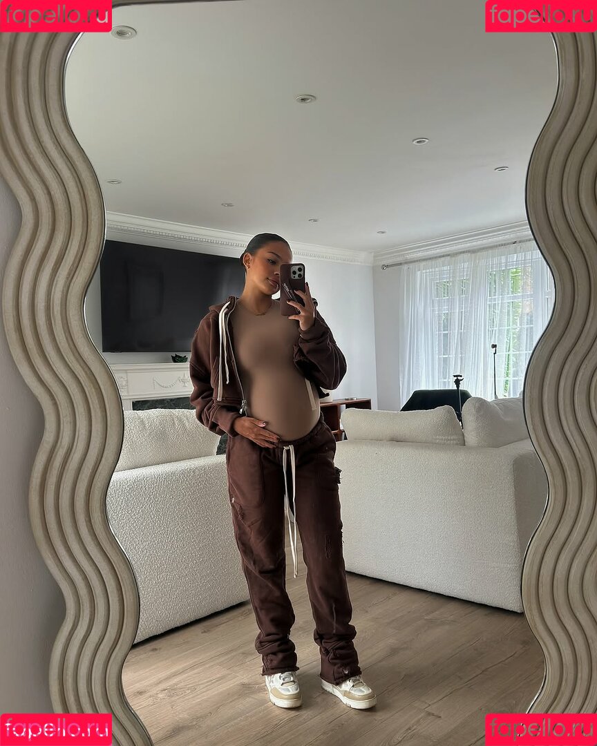 Tennessee Thresher Onlyfans Photo Gallery 