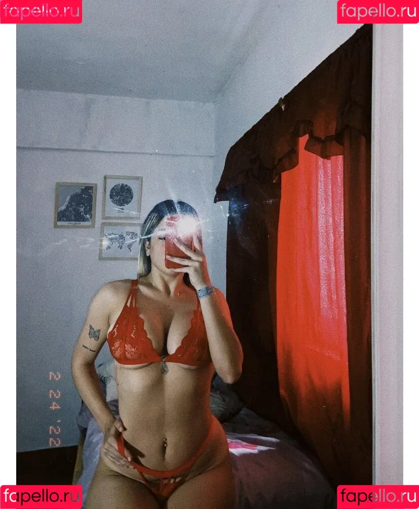 belonly Onlyfans Photo Gallery 