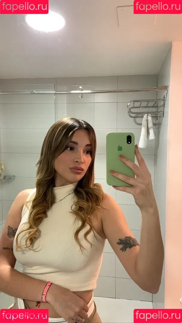 belonly Onlyfans Photo Gallery 