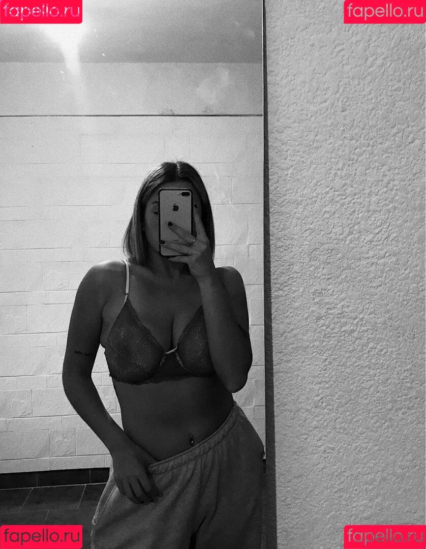 belonly Onlyfans Photo Gallery 