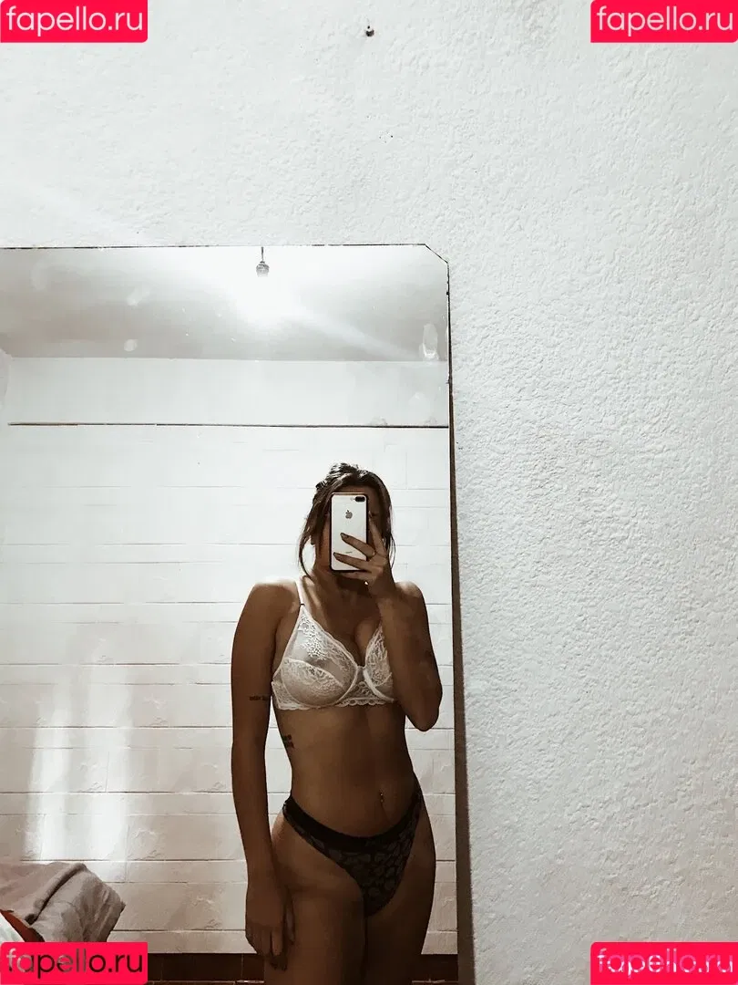 belonly Onlyfans Photo Gallery 