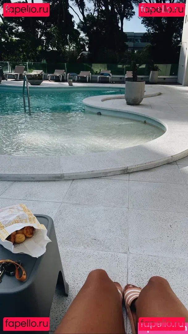 belonly Onlyfans Photo Gallery 